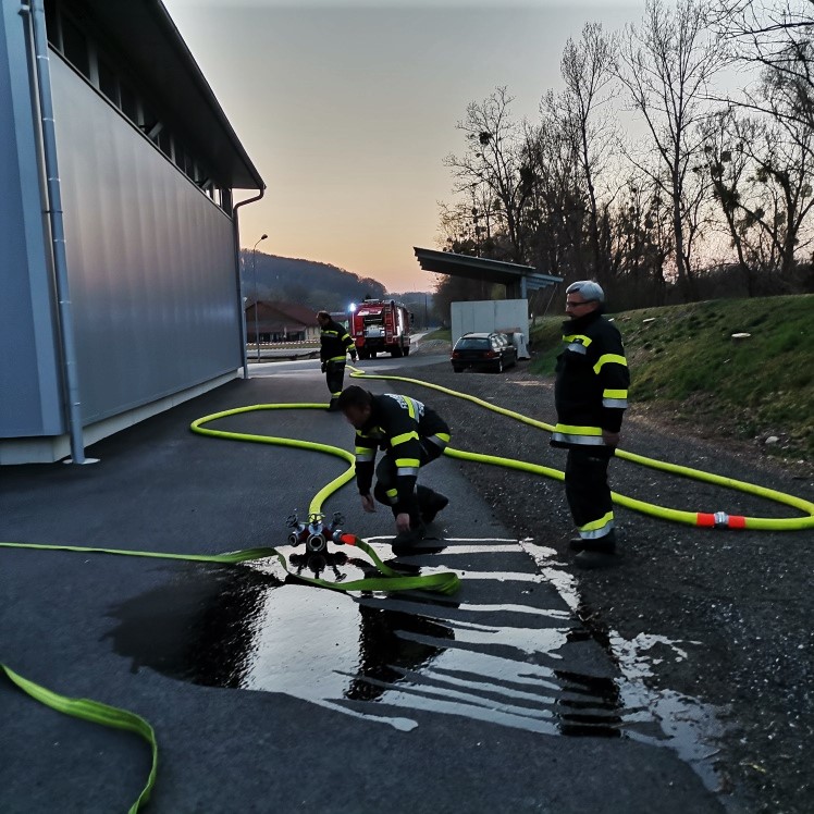Montasübung – Freiwillige Feuerwehr Spielfeld